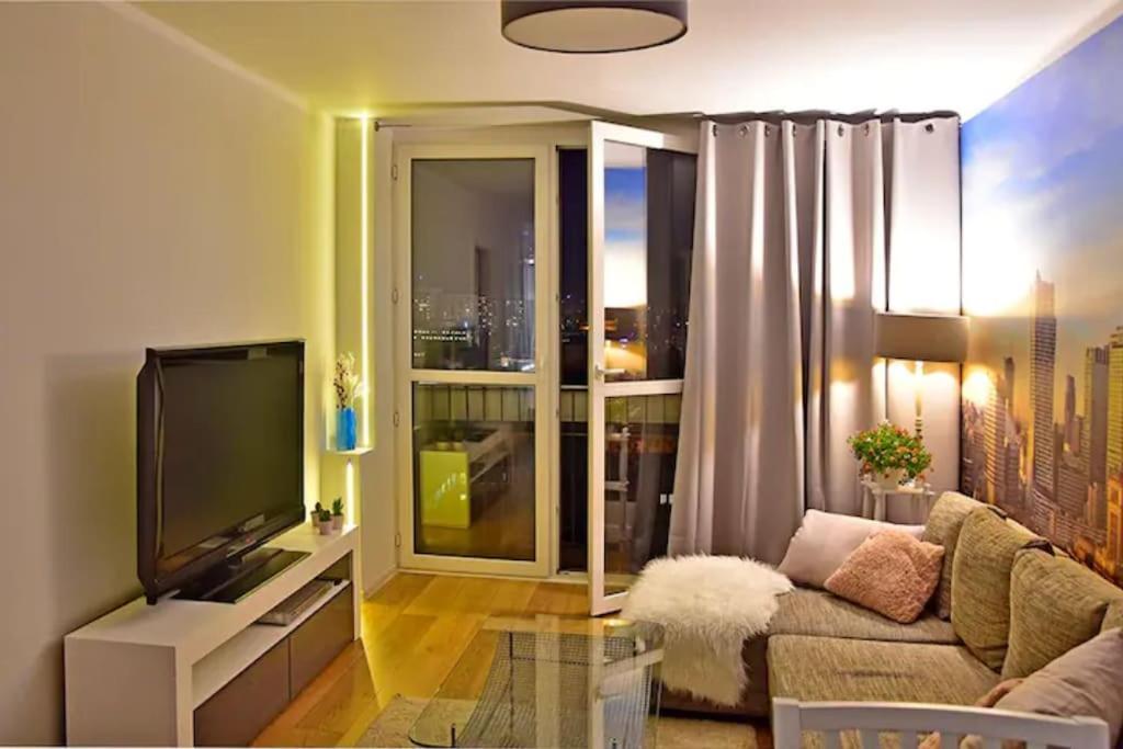 City Center-Comfortable And Stylish Apartment- P2 Warsawa Bagian luar foto