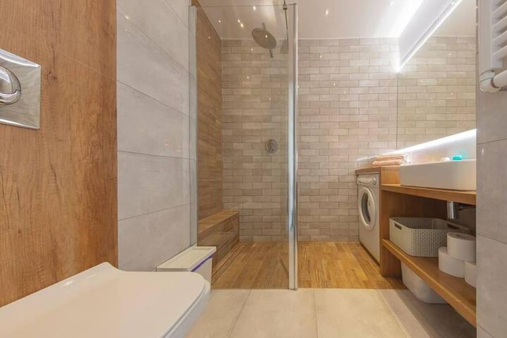 City Center-Comfortable And Stylish Apartment- P2 Warsawa Bagian luar foto